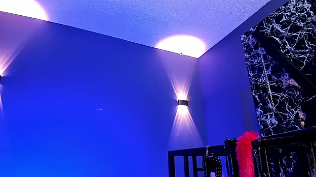 Santa_Cooper_'s cam snapshot