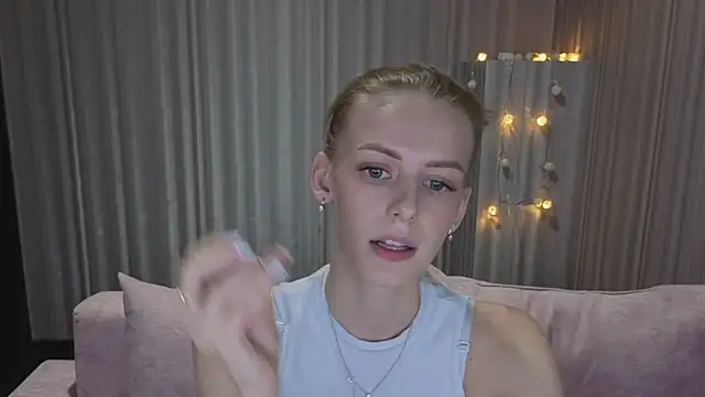 kittie_like18's cam snapshot