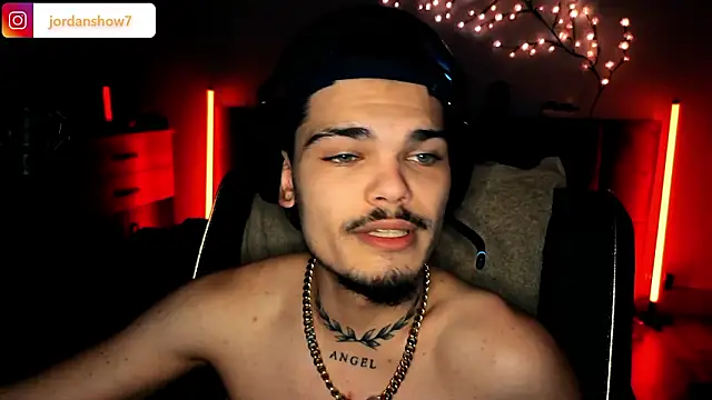 JordanShow live sex cam