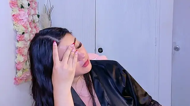 JulietaTorres_'s cam snapshot