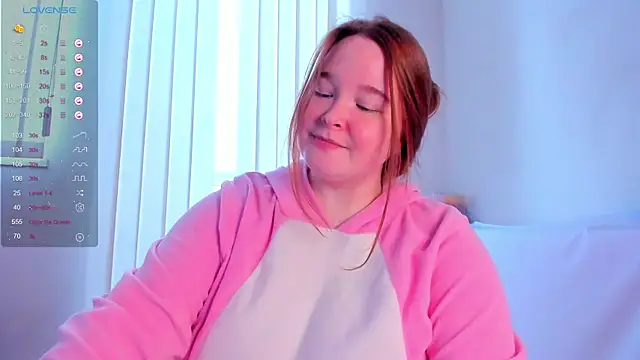 DebbieWoood's cam snapshot