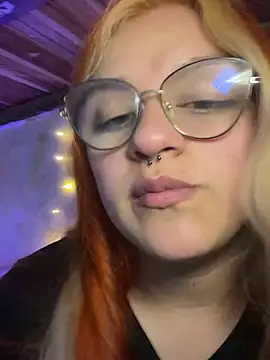 Sophia_Weest99 live sex cam