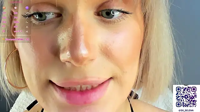 Ice_Strawberry live sex cam