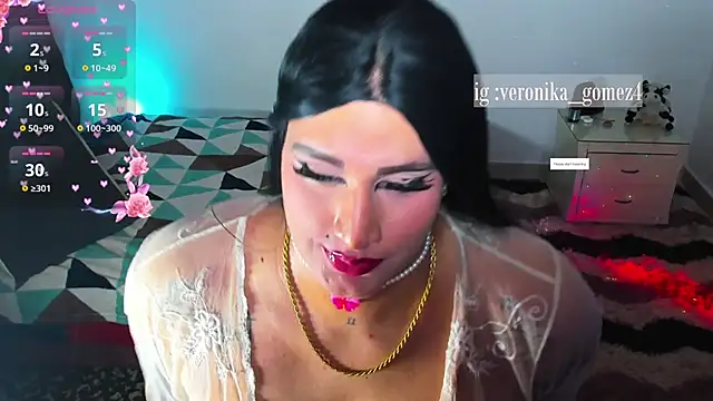 Sweetveronik_44's cam snapshot