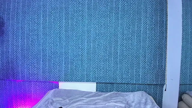 LeaMoreau22's cam snapshot