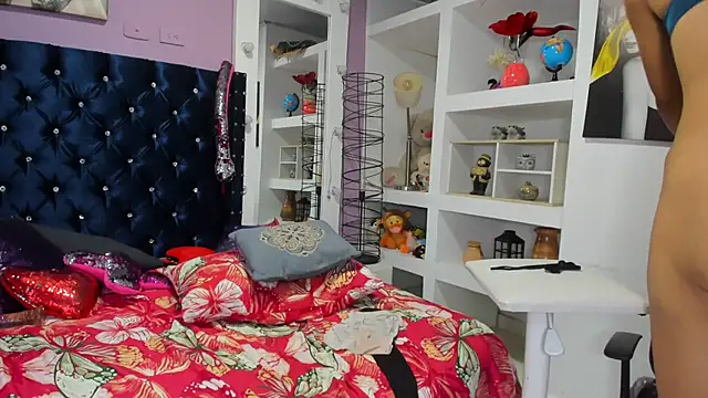 Zaira_sofiaa's cam snapshot