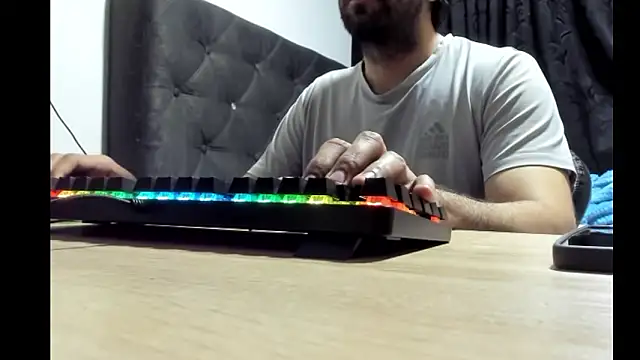 coolfriki's cam snapshot