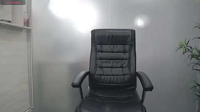 YaraXCox's cam snapshot