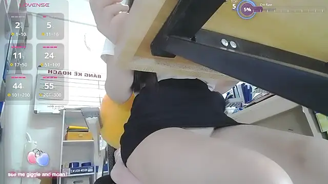 _GirlOffice_'s cam snapshot