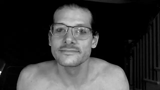 MasterDaddyCool's cam snapshot