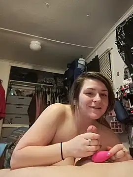 xKittenPawz live sex cam