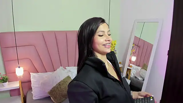 Kim_Luna1's cam snapshot