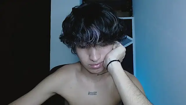 littlextreme live sex cam