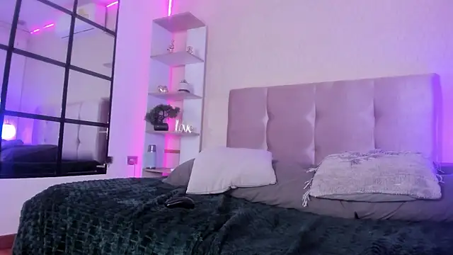 Evagatte's cam snapshot