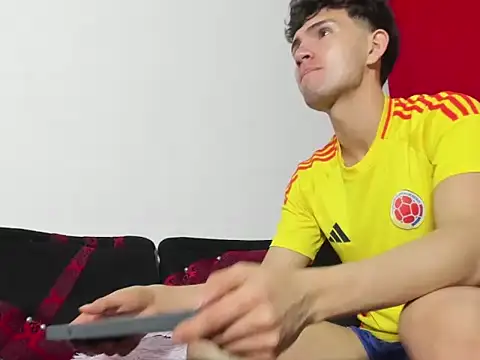 camilo_model's cam snapshot