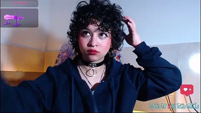 Bitsy_Messy live sex cam