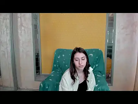 FreshMia18's cam snapshot