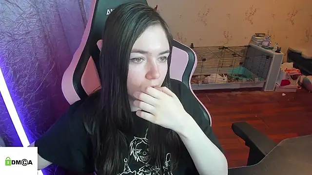 Crazy_forest_fairy's cam snapshot