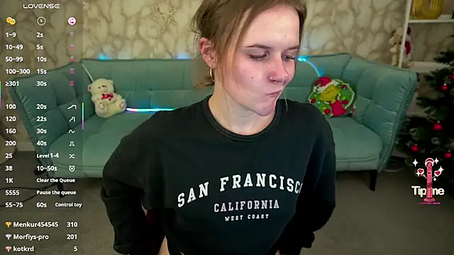 MaribelRiverr_'s cam snapshot