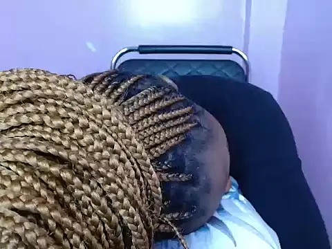 massive_squirts's cam snapshot