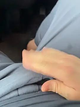 Groscul6938's cam snapshot