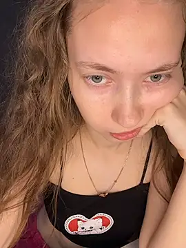 Holy_Poly's cam snapshot