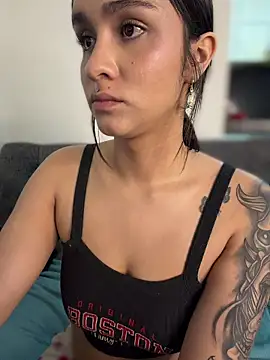 Isabella-Teen's cam snapshot