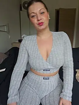 Chaudesquirt's cam snapshot