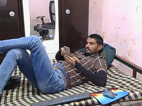 HotXKrish's cam snapshot