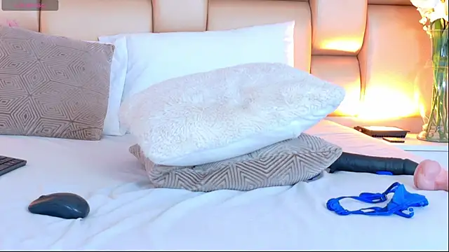 Edna_Copper live sex cam