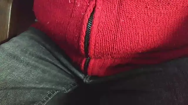 hairyandtiny's cam snapshot