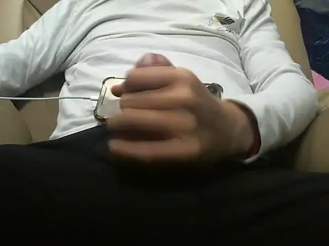 joseph760319's cam snapshot