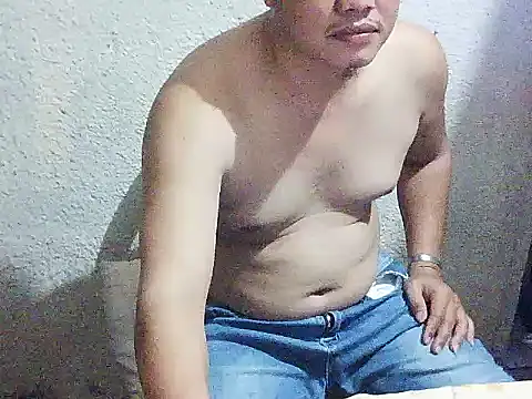 UrAsianGuy90's cam snapshot