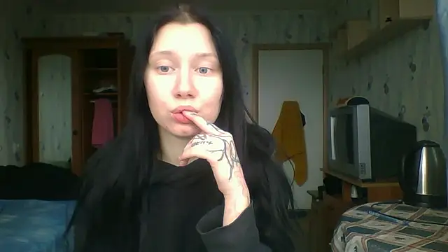 RussNocturnal's cam snapshot