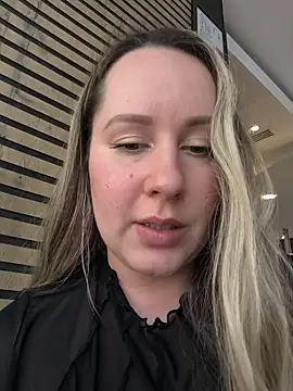 Mona_Plus's cam snapshot