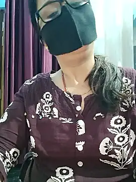 Aishwaryaa_69 live sex cam