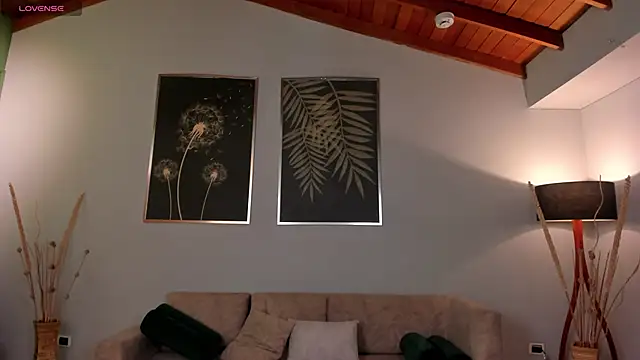 ValeriaRiveraX's cam snapshot