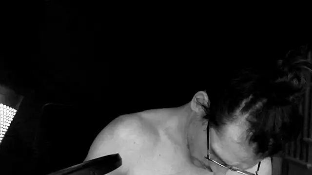 MasterDaddyCool's cam snapshot