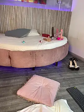 Saracooper__'s cam snapshot