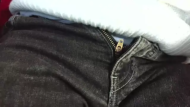 hairyandtiny's cam snapshot