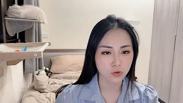 BabyOneDaily live sex cam