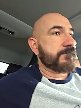 Aresal84 live sex cam