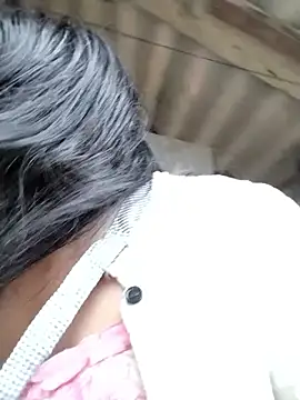 lusy-00's cam snapshot