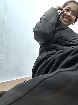 Isha_Liha live sex cam