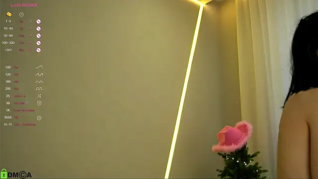 LittleOriana live sex cam