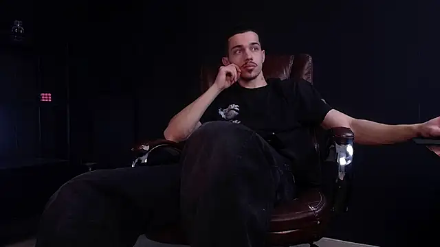 KaydenDrew live sex cam