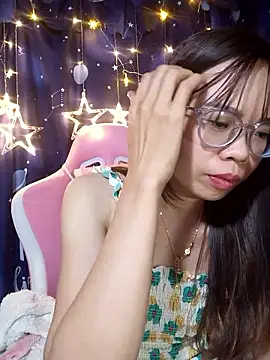 __Mai-love19__'s cam snapshot