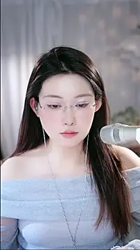 Dou-Dou-er's cam snapshot