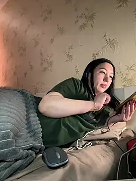 Naughtbaby_2025's cam snapshot