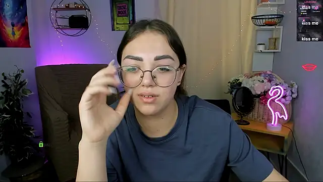 kiki_swan's cam snapshot